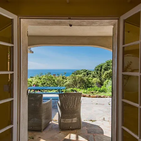 Lessix Villa *